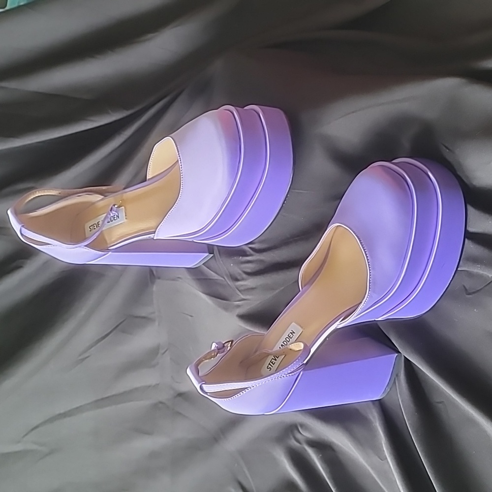 Purple platform Steve Madden shoes